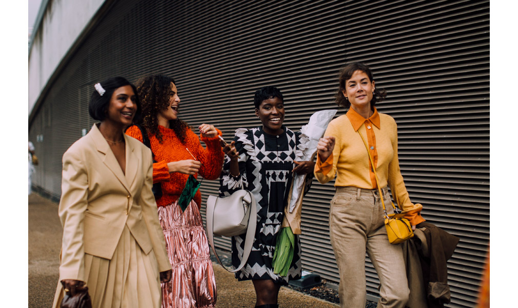The Best Street-Style Bags from Fashion Week SS22