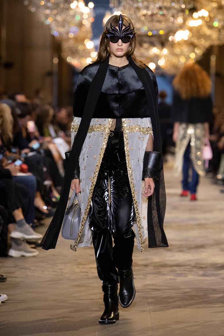 Louis Vuitton spring/summer 2022 womenswear: Five standout looks : Buro